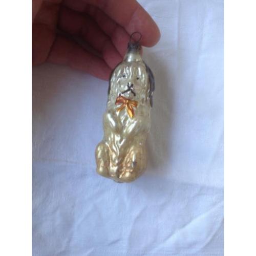 Oude antieke kerstbal kerstversiering hond