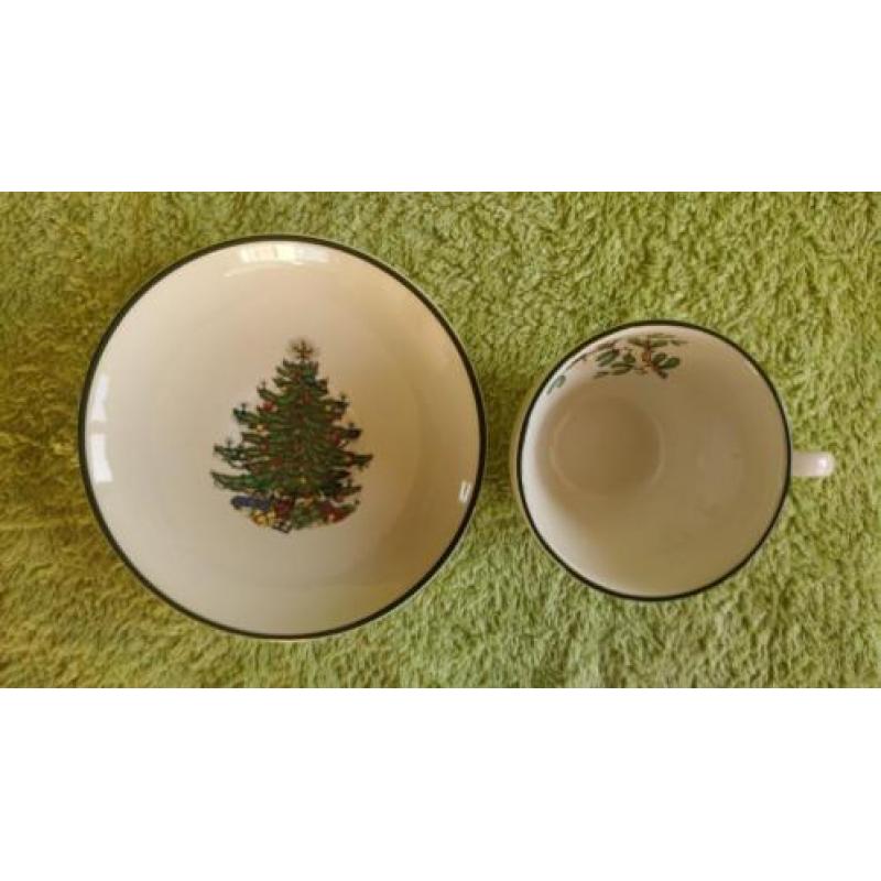 Cuthbertson (Spode) Christmas Tree - 2 kop en schotels
