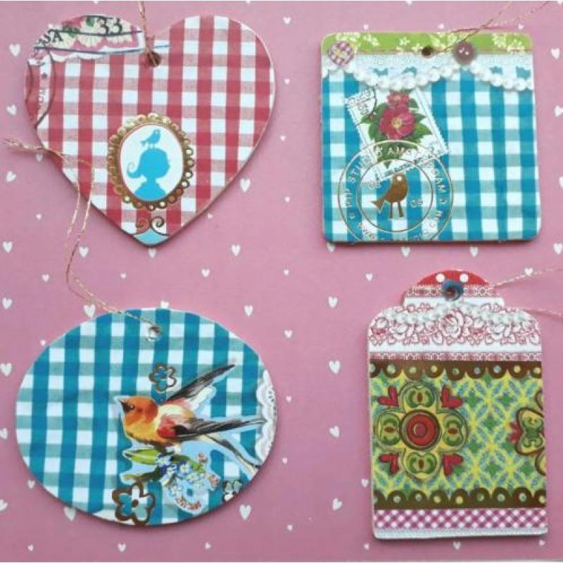 4 Houten hangers met Pip Studio afbeeldingen