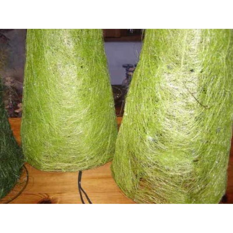 Drie groene lichtjes pilaren (A15 1724)