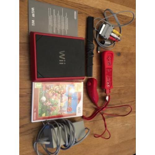Mini Wii + Spel Marioparty 8
