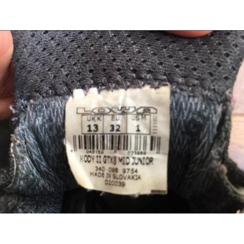 Lowa bergschoenen junior mt 32, gebruikt maar nog prima