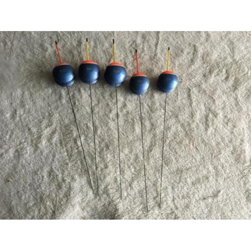 adv 61 / NIEUW set 5 stroomdobbers TRIANA